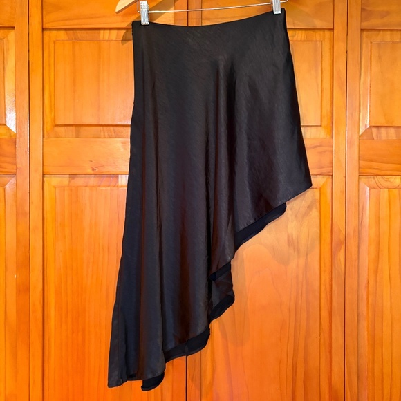 NWT Nasty Gal Satin Skirt High Low Black Size 4 Asymmetric - Picture 1 of 14